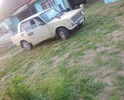 ВАЗ 2101 1977 в Кропивницком (Кировограде) на Automoto.ua Бежевый ВАЗ 2101, объемом двигателя 15 л и пробегом 0 тыс. км за 358 $, фото 3 на Automoto.ua