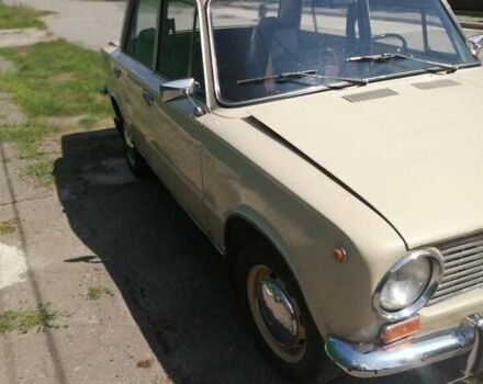 Бежевый ВАЗ 2101, объемом двигателя 1.3 л и пробегом 50 тыс. км за 1100 $, фото 2 на Automoto.ua