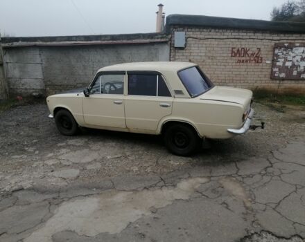 Бежевый ВАЗ 2101, объемом двигателя 1 л и пробегом 300 тыс. км за 473 $, фото 5 на Automoto.ua
