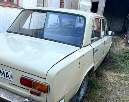 Бежевый ВАЗ 2101, объемом двигателя 1.3 л и пробегом 200 тыс. км за 300 $, фото 3 на Automoto.ua