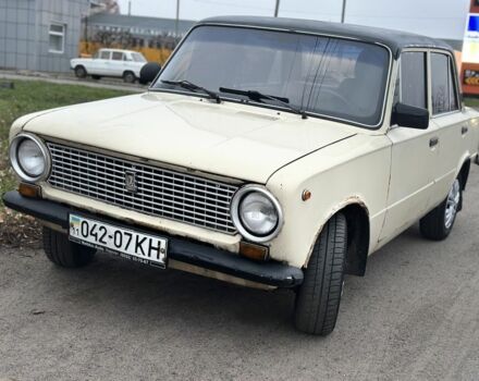 Бежевий ВАЗ 2101, об'ємом двигуна 1.5 л та пробігом 100 тис. км за 334 $, фото 1 на Automoto.ua