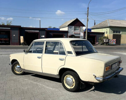 Бежевый ВАЗ 2101, объемом двигателя 1.2 л и пробегом 75 тыс. км за 999 $, фото 2 на Automoto.ua