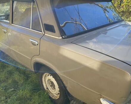 ВАЗ 2101 1985 в Мукачеве на Automoto.ua Бежевый ВАЗ 2101, объемом двигателя 1.2 л и пробегом 180 тыс. км за 298 $, фото 7 на Automoto.ua