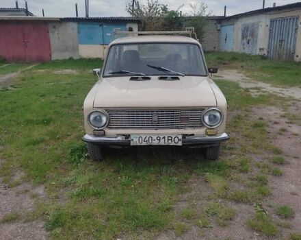 ВАЗ 2101 1985 у Ковель на Automoto.ua Бежевий ВАЗ 2101, об'ємом двигуна 0 л та пробігом 200 тис. км за 725 $, фото 1 на Automoto.ua