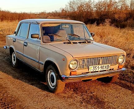 Бежевый ВАЗ 2101, объемом двигателя 1.2 л и пробегом 100 тыс. км за 670 $, фото 3 на Automoto.ua