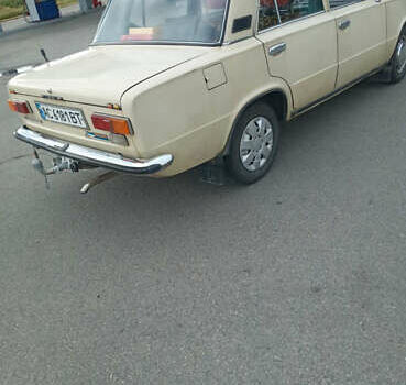 Бежевий ВАЗ 2101, об'ємом двигуна 1.2 л та пробігом 157 тис. км за 1999 $, фото 2 на Automoto.ua