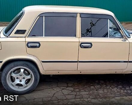 Бежевий ВАЗ 2101, об'ємом двигуна 1.3 л та пробігом 0 тис. км за 1000 $, фото 3 на Automoto.ua