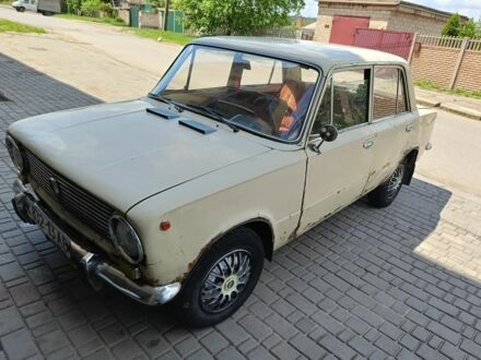 ВАЗ 2101 1972 в Кривом Роге на Automoto.ua Бежевый ВАЗ 2101, объемом двигателя 0 л и пробегом 100 тыс. км за 15500 $, фото 1 на Automoto.ua