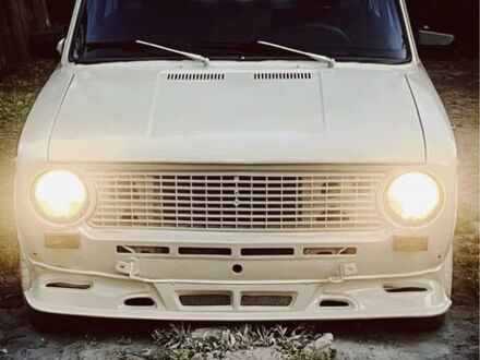 ВАЗ 2101 1973 в Барвенковом на Automoto.ua Бежевый ВАЗ 2101, объемом двигателя 1.3 л и пробегом 128 тыс. км за 850 $, фото 1 на Automoto.ua
