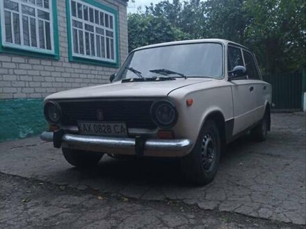 ВАЗ 2101 1974 в Сахновщине на Automoto.ua Бежевый ВАЗ 2101, объемом двигателя 1.3 л и пробегом 850 тыс. км за 671 $, фото 1 на Automoto.ua