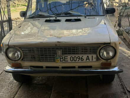 ВАЗ 2101 1977 у Миколаєві на Automoto.ua Бежевий ВАЗ 2101, об'ємом двигуна 0 л та пробігом 100 тис. км за 500 $, фото 1 на Automoto.ua