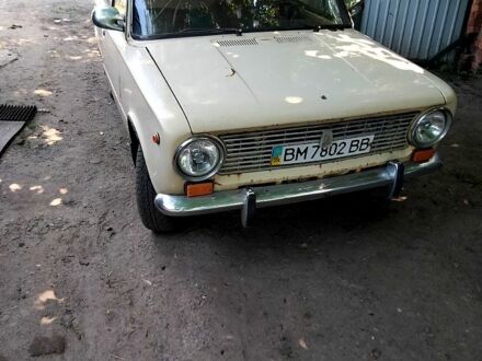 ВАЗ 2101 1978 у Сумах на Automoto.ua Бежевий ВАЗ 2101, об'ємом двигуна 1.2 л та пробігом 50 тис. км за 350 $, фото 1 на Automoto.ua