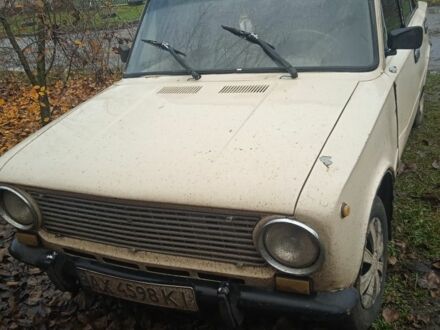 Бежевый ВАЗ 2101, объемом двигателя 1.3 л и пробегом 300 тыс. км за 452 $, фото 1 на Automoto.ua