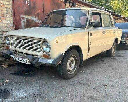 Бежевый ВАЗ 2101, объемом двигателя 0 л и пробегом 1 тыс. км за 206 $, фото 1 на Automoto.ua