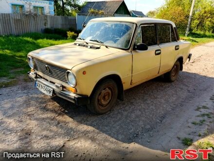 ВАЗ 2101 1980 в Лозовой на Automoto.ua Бежевый ВАЗ 2101, объемом двигателя 1.3 л и пробегом 0 тыс. км за 500 $, фото 1 на Automoto.ua