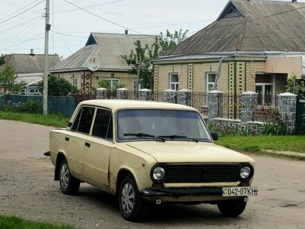 ВАЗ 2101 1981 в Лысянке на Automoto.ua Бежевый ВАЗ 2101, объемом двигателя 1.2 л и пробегом 0 тыс. км за 350 $, фото 1 на Automoto.ua