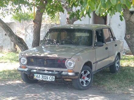Бежевый ВАЗ 2101, объемом двигателя 2 л и пробегом 999 тыс. км за 725 $, фото 1 на Automoto.ua