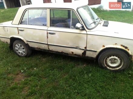 ВАЗ 2101 1982 у Кременце на Automoto.ua Бежевий ВАЗ 2101, об'ємом двигуна 1.2 л та пробігом 100 тис. км за 289 $, фото 1 на Automoto.ua