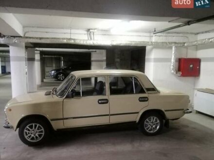 ВАЗ 2101 1982 у Львові на Automoto.ua Бежевий ВАЗ 2101, об'ємом двигуна 1.3 л та пробігом 220 тис. км за 1200 $, фото 1 на Automoto.ua
