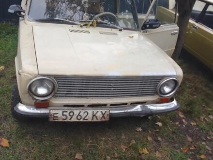 ВАЗ 2101 1982 в Софіївська Борщагівка на Automoto.ua Бежевый ВАЗ 2101, объемом двигателя 1.2 л и пробегом 60 тыс. км за 429 $, фото 1 на Automoto.ua