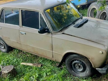 ВАЗ 2101 1983 у Переяславе-Хмельницком на Automoto.ua Бежевий ВАЗ 2101, об'ємом двигуна 0 л та пробігом 333 тис. км за 14999 $, фото 1 на Automoto.ua