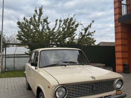 ВАЗ 2101 1983 в Виннице на Automoto.ua Бежевый ВАЗ 2101, объемом двигателя 1.2 л и пробегом 160 тыс. км за 650 $, фото 1 на Automoto.ua