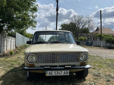 ВАЗ 2101 1985 у Кривому Розі на Automoto.ua Бежевий ВАЗ 2101, об'ємом двигуна 1.3 л та пробігом 250 тис. км за 650 $, фото 1 на Automoto.ua