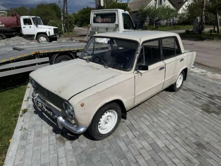 ВАЗ 2101 1986 в Прилуках на Automoto.ua Бежевый ВАЗ 2101, объемом двигателя 1.2 л и пробегом 1 тыс. км за 400 $, фото 1 на Automoto.ua