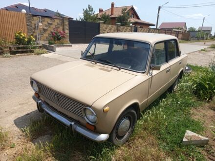 ВАЗ 2101 1986 у Одесі на Automoto.ua Бежевий ВАЗ 2101, об'ємом двигуна 1.2 л та пробігом 53 тис. км за 846 $, фото 1 на Automoto.ua