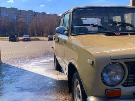ВАЗ 2101 1986 у Черкасах на Automoto.ua Бежевий ВАЗ 2101, об'ємом двигуна 1.5 л та пробігом 100 тис. км за 650 $, фото 1 на Automoto.ua