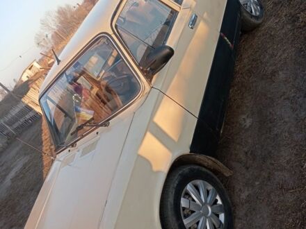 ВАЗ 2101 1987 у Хмельнике на Automoto.ua Бежевий ВАЗ 2101, об'ємом двигуна 1.3 л та пробігом 1 тис. км за 362 $, фото 1 на Automoto.ua