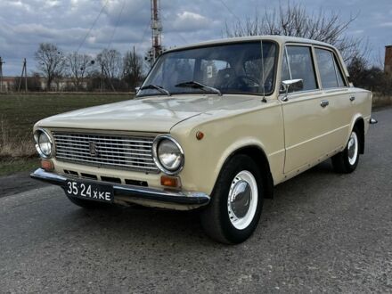 ВАЗ 2101 1989 у Мерефа на Automoto.ua Бежевий ВАЗ 2101, об'ємом двигуна 1.2 л та пробігом 95 тис. км за 1200 $, фото 1 на Automoto.ua