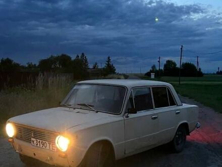 ВАЗ 2101 1990 в Радехове на Automoto.ua Бежевый ВАЗ 2101, объемом двигателя 1.5 л и пробегом 110 тыс. км за 363 $, фото 1 на Automoto.ua