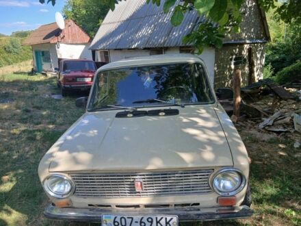 ВАЗ 2101 1991 в Звенигородка на Automoto.ua Бежевый ВАЗ 2101, объемом двигателя 0 л и пробегом 1000 тыс. км за 363 $, фото 1 на Automoto.ua