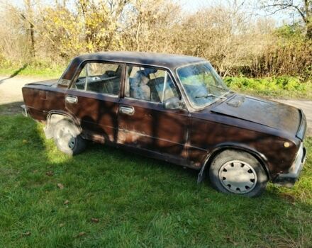 Коричневый ВАЗ 2101, объемом двигателя 1.3 л и пробегом 300 тыс. км за 200 $, фото 1 на Automoto.ua