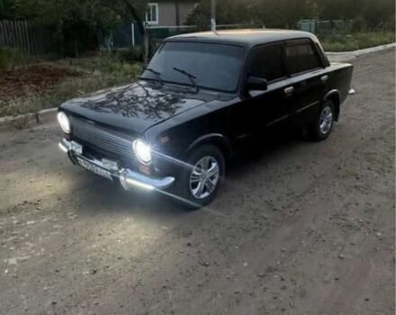 Коричневий ВАЗ 2101, об'ємом двигуна 1.6 л та пробігом 310 тис. км за 350 $, фото 1 на Automoto.ua