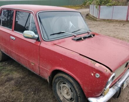 Красный ВАЗ 2101, объемом двигателя 0 л и пробегом 1 тыс. км за 355 $, фото 2 на Automoto.ua