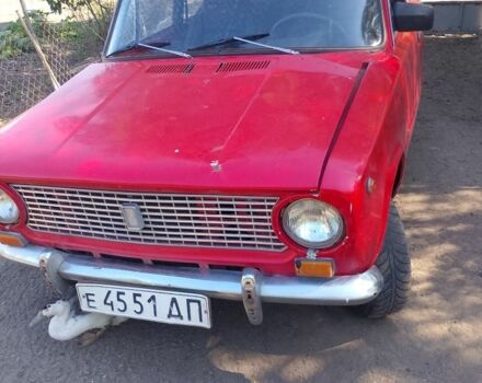 Червоний ВАЗ 2101, об'ємом двигуна 1 л та пробігом 300 тис. км за 350 $, фото 1 на Automoto.ua