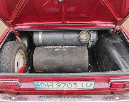 Красный ВАЗ 2101, объемом двигателя 1.2 л и пробегом 180 тыс. км за 1500 $, фото 3 на Automoto.ua