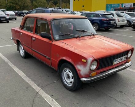 Красный ВАЗ 2101, объемом двигателя 1.2 л и пробегом 3 тыс. км за 338 $, фото 2 на Automoto.ua