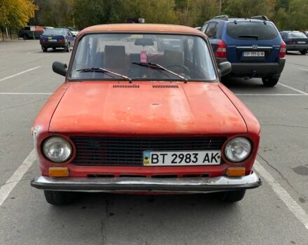 Красный ВАЗ 2101, объемом двигателя 1.2 л и пробегом 3 тыс. км за 338 $, фото 1 на Automoto.ua