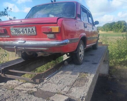 Красный ВАЗ 2101, объемом двигателя 1.2 л и пробегом 3 тыс. км за 436 $, фото 11 на Automoto.ua