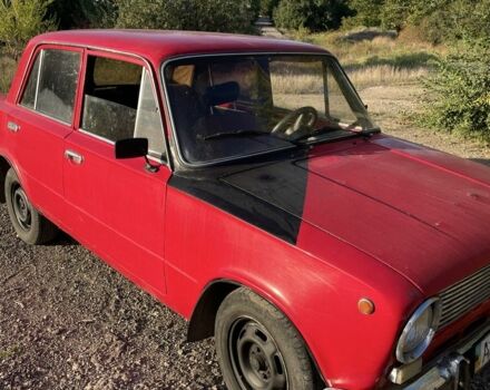 Красный ВАЗ 2101, объемом двигателя 1.6 л и пробегом 3 тыс. км за 381 $, фото 3 на Automoto.ua