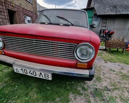 Красный ВАЗ 2101, объемом двигателя 1 л и пробегом 560 тыс. км за 300 $, фото 1 на Automoto.ua