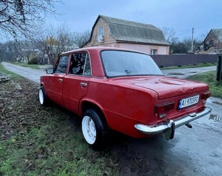 Красный ВАЗ 2101, объемом двигателя 1.2 л и пробегом 300 тыс. км за 713 $, фото 3 на Automoto.ua
