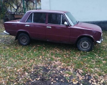 ВАЗ 2101 1972 в Шумск на Automoto.ua Красный ВАЗ 2101, объемом двигателя 1.5 л и пробегом 75 тыс. км за 262 $, фото 8 на Automoto.ua