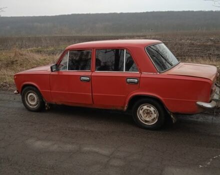 Красный ВАЗ 2101, объемом двигателя 1 л и пробегом 20 тыс. км за 274 $, фото 1 на Automoto.ua