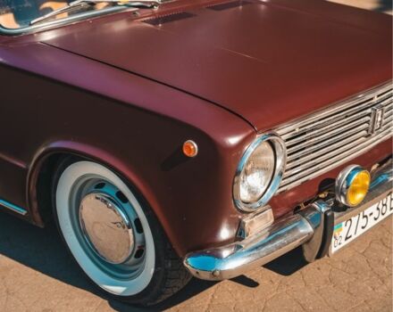 Красный ВАЗ 2101, объемом двигателя 1.5 л и пробегом 1 тыс. км за 800 $, фото 6 на Automoto.ua