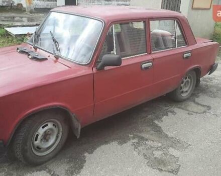 ВАЗ 2101 1972 у Луцьку на Automoto.ua Червоний ВАЗ 2101, об'ємом двигуна 1.29 л та пробігом 500 тис. км за 500 $, фото 3 на Automoto.ua