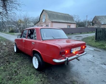 Красный ВАЗ 2101, объемом двигателя 1.2 л и пробегом 300 тыс. км за 713 $, фото 2 на Automoto.ua